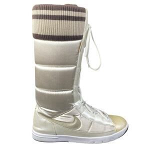 Vintage Nike Women’s 2007 Hi White Satin Winter Boots Size US 8